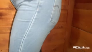 To much beer for Jazmin, she cant hold it any more and piss in her jeans!