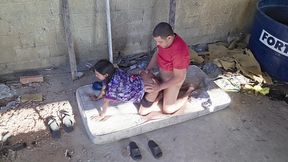comendo a filha da puta da sapatao dando o cu no terraco