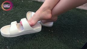 DANGLING SANDALS
