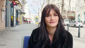 Tina, 33ans, secrétaire médicale à Villefranche-sur-Mer !