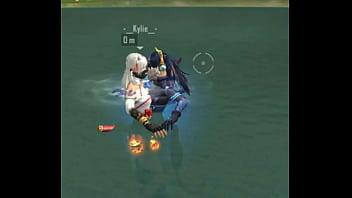 L&eacute_sbicas loirinha no lago se beijando molhadinhas e bucetudas safadas
