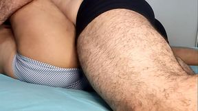 N&atilde_o Aguentou o Cuzinho Apertado e Gozou Dentro