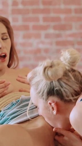 Distraction Featuring Charlie Forde, Nova Hawthorne, Woody Alyx, Mis Knickers