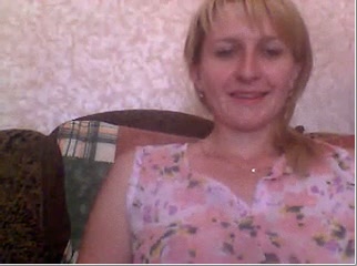 White shy Ukrainian milf flashes her privates on webcam