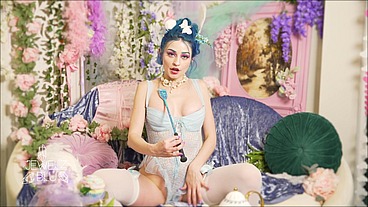 Mistress Jewelz Shames You For Spying On Her With JOI