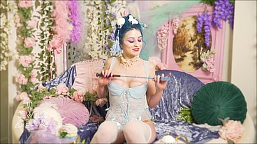 Mistress Jewelz Shames You For Spying On Her With JOI