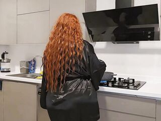 WIFE'S ALLY COOKS FOR ME WHILST THAT BABE'S AT WORK