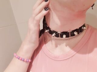 Kinky trans enjoyment in the shower