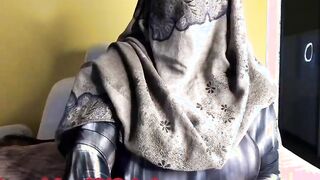 Desi ex-wife into Hijab gigantic breasts nipple play on webcam filmed November 14th