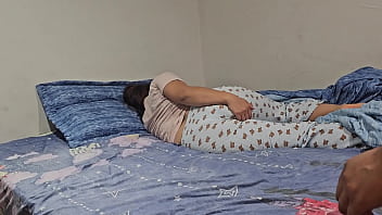 hermanastro ya dejame tranquila no quiero que me metas la verga yaaa, esta bien pero rapidito