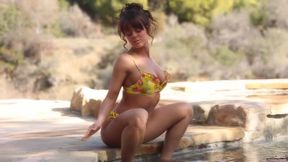 Glamour model  Rahyndee James