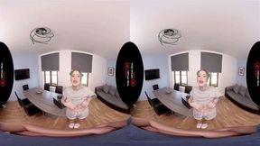 VirtualRealPorn com My naughty photoshoot