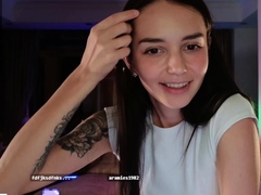 Brunette Solo Webcam Masturbation