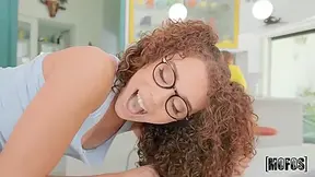 Johnny Love And Willow Ryder In Gets Her Ass Fucked Standing