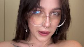 Social Media Creator @emmyelfie @Boob Grab & #Nude #Brunette #Glasses Porn #Natural Big Tits #Sexy sex nsfw clips | Tik.Porn
