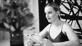 Amber Moore Meals Pussy As Charlie Forde's Reading!