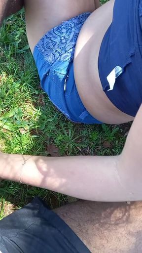 Sunny Day Oral Sex and Vagina Cumshot by Unknown Boy