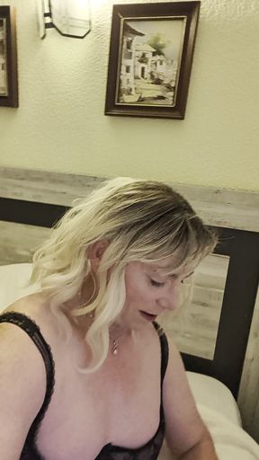 Sexy Lingerie and a Holiday Cumshot