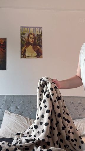 Tight Anal Riding on Huge Step-bro's Cock While Cuckold Spies on Us [4k Threesome]