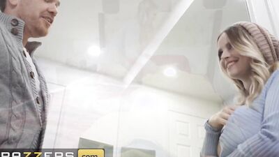 Brazzers - Horny Babe Gianna Grey Fucks Her Best Friend Codi Vore's BF While He Is Taking A Shower