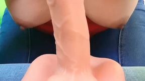 ????????I need a real cock please hunk &mdash;  my throat is so deep and hungry for cock????????????