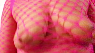 Messy Mouth, Bouncing Tits, and a Full Stretch"