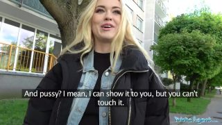 นักศึกษาสาวผมบลอนด์หุ่นดีถูกร่วมเพศในที่สาธารณะ