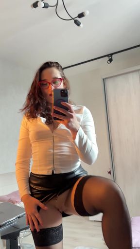 Amateur teen shows off her tits and ass on OnlyFans