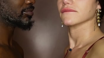 Neg&atilde_o baiano encheu meu rabo de porra e me fez gozar gostoso.