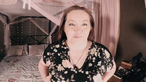 Pussy Eating with a Chin Dildo