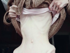 Amateur Teen Dances and Teases Solo on cam