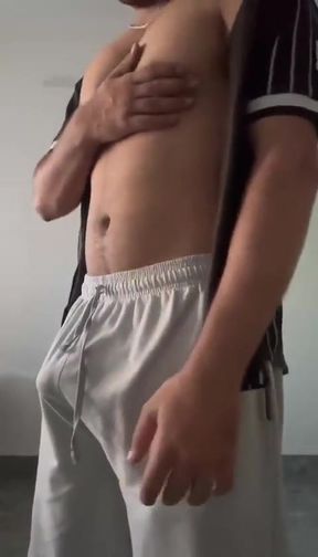 Horny Indian Twink Prepares for Grindr Daddy, Secret Wank &amp; First Online Cumshot