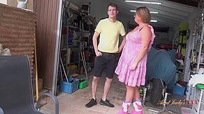 Busty Redhead Cougar Jojo Seduces The Mechanic