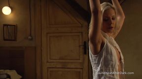 Hot Blonde Big Ass Lesbian Girl Takes Strapon Deep In Pussy