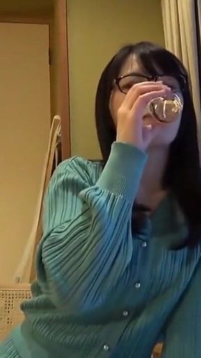 Confession on a Hot-spring Trip - Megumi, 30, a Married Woman - 01