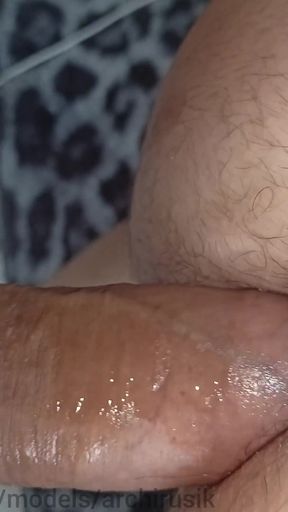 A Young with a Cocky Stepdaddy Fucked Without a Condom with Moans and Screams of Buzz