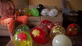 Emma quick sit pop topless **4K**