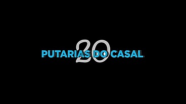 Coroa se depilando no banheiro enquanto corno do marido saiu para trabalhar.