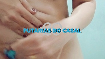 Coroa se depilando no banheiro enquanto corno do marido saiu para trabalhar.