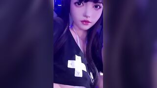 Exclusive Gamer Girl Plays Fortnite With Her Boyfriend And Wins Big