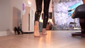 Smell Feet In Shiny Leggings Of Lisa From Ukraine - Part 1