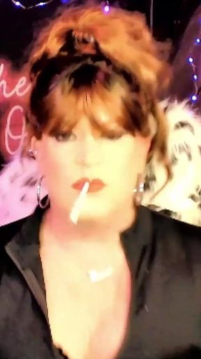 Shemale Smoking Seduction