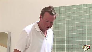 The relationship argument leads to the cheating blonde having an anal shower threesome with DP