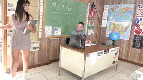 Determined media whore momma gets a hard fucking to save her grade