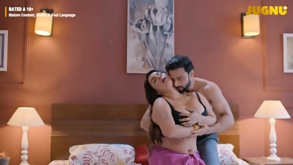 Bisexual bhabhi aur aunty