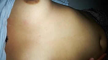 Mi vecina se deja tocar la concha