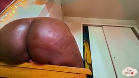 Ebony Girl with Big Ass Shows Off Her Backside