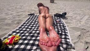 Beach Foot Voyeur - Autumn Bodell And Mike Skywalker Oiled Feet, Ass Worship, Tit Worship, Nude Body Worship, Foot Worship, Wrinkled Soles, Nude Beach MOV