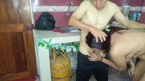 Stepfather Fucks His Big-assed Stepdaughter in the Kitchen