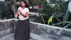 Chachi ki beti ko chhat par bulake choda